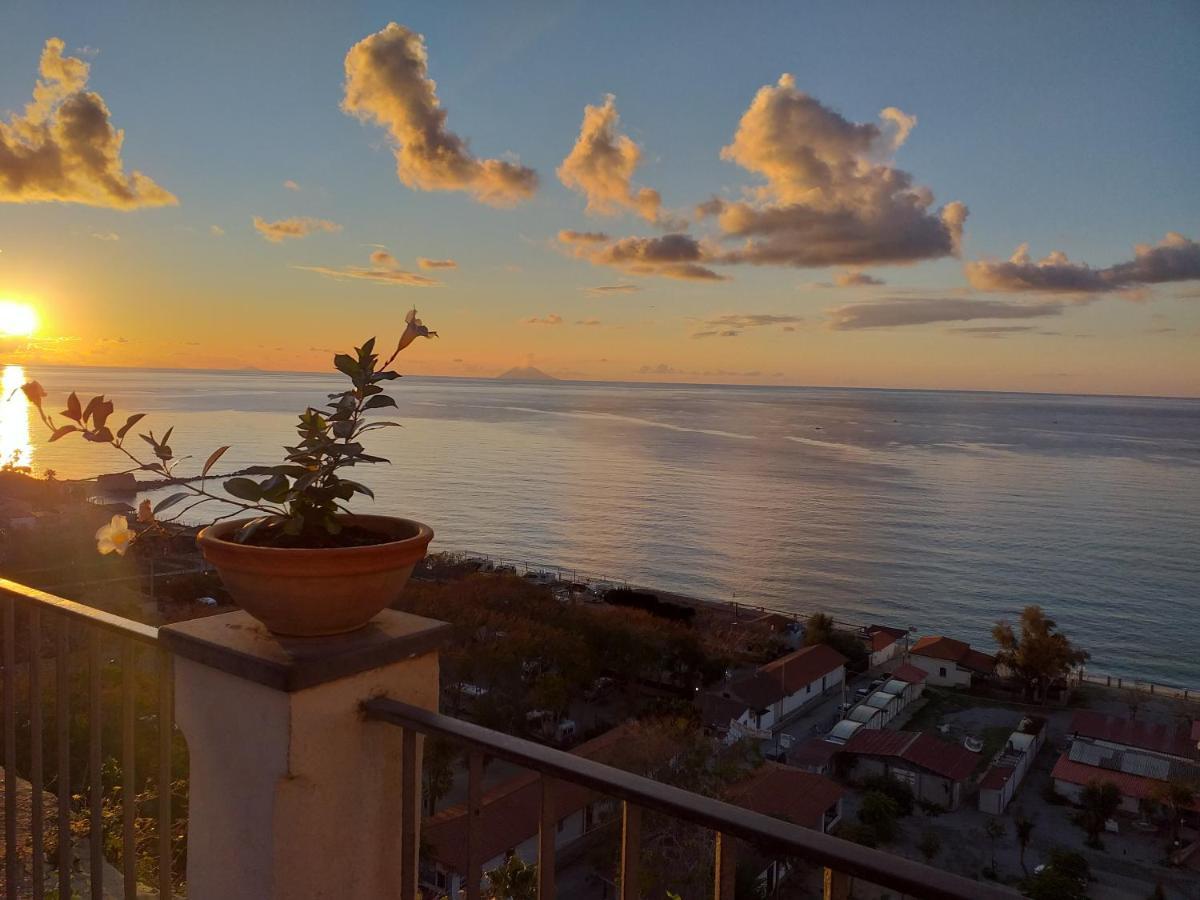 Borgo Di Santa Barbara Hotel Santa Domenica  Luaran gambar
