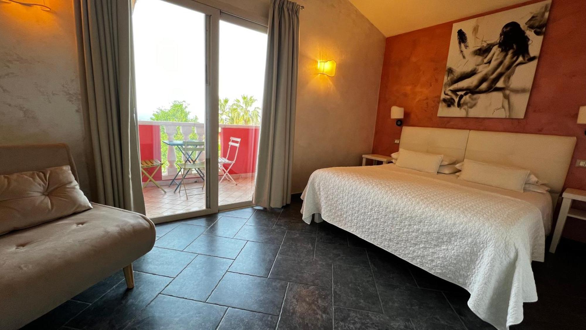 Borgo Di Santa Barbara Hotel Santa Domenica  Luaran gambar